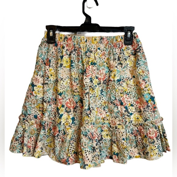 Solitaire Floral Eyelet Cut Work Flounce Hem Cottagecore Mini Skirt Size S NWT - Picture 3 of 6